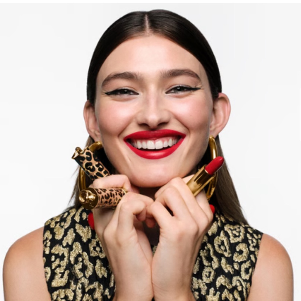 Carolina Herrera mini lipstick with tassels - Picture 11 of 13